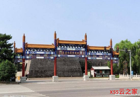 北京最大影视城 《还珠格格》取景地将被拍卖：3.6亿起拍